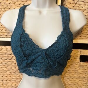 4 Three No Boundaries one Victoria Secret Lace Bralette Bundle